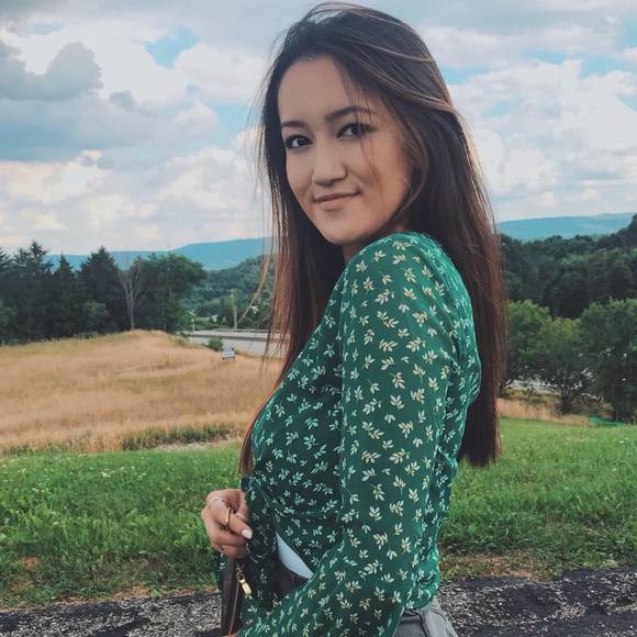 Meet your Posher, Juli - Picture 1 of 1